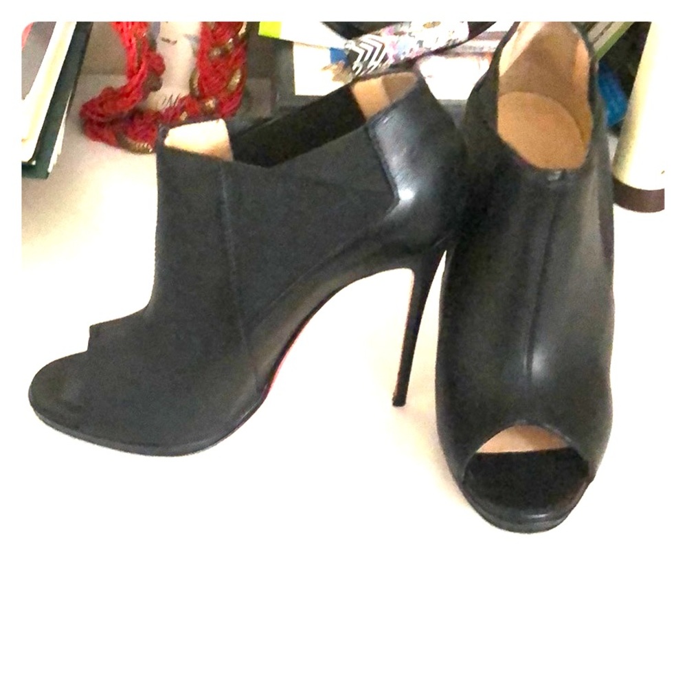 Christian Louboutin Bootstagram size 36.5